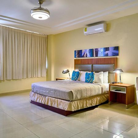 Hotel Libertad At Historic Main Street Santo Domingo Kültér fotó