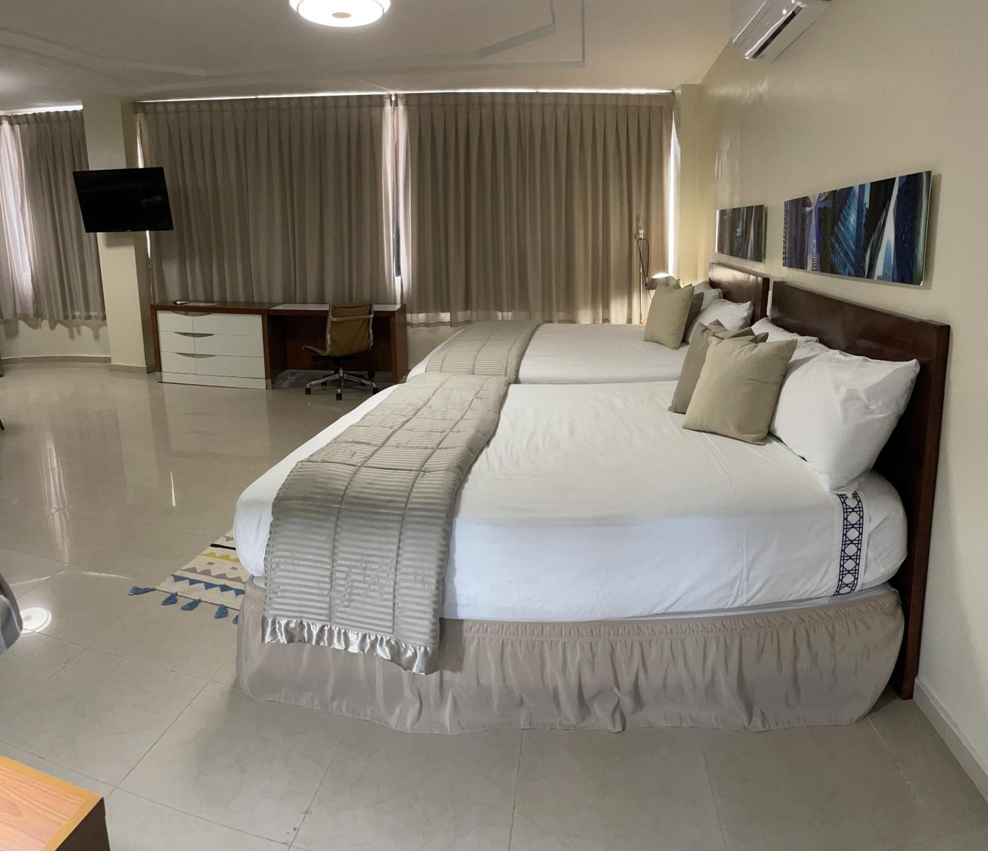 Hotel Libertad At Historic Main Street Santo Domingo Kültér fotó