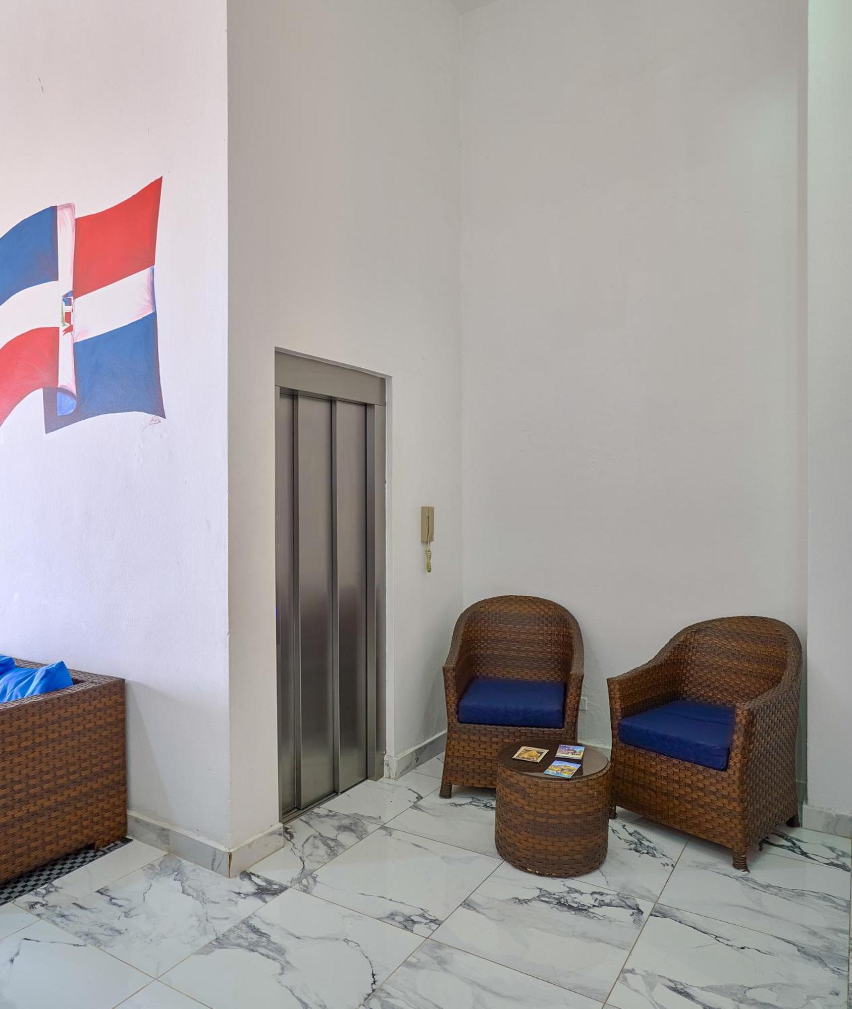 Hotel Libertad At Historic Main Street Santo Domingo Kültér fotó